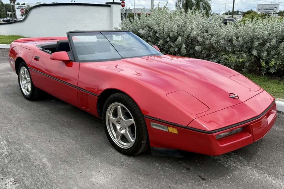 1987 Chevrolet Corvette C4 Convertible (1986-1991) sold for $11,250
