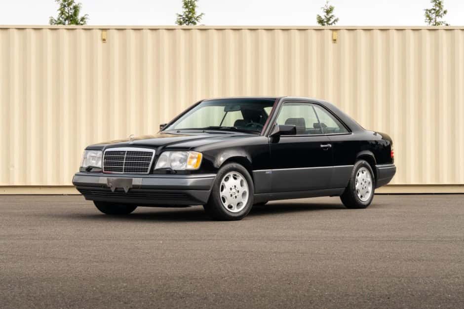 1994 Mercedes-Benz W124 E-Class sold for $25,500