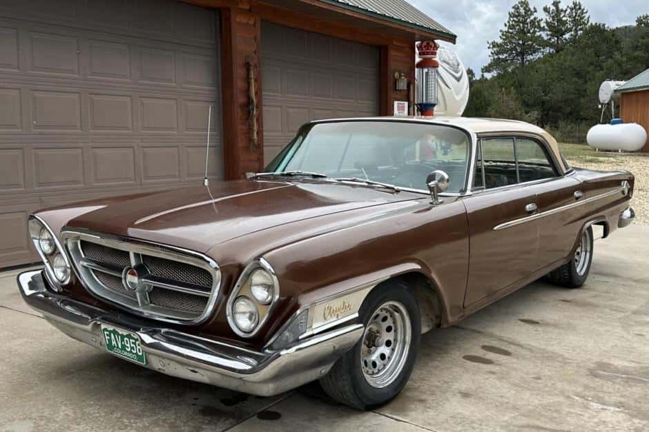 1962 Chrysler 300 Non-Letter Series (1962-1972) sold for $3,100