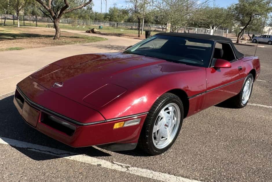 1989 Chevrolet Corvette C4 Convertible (1986-1991) sold for $7,250