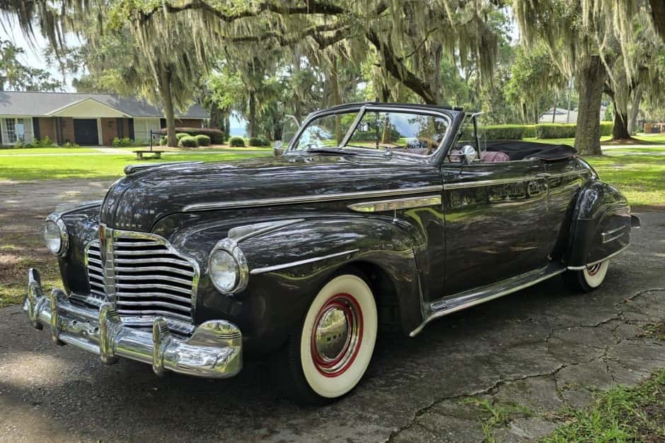 1941 Buick Roadmaster sold for $79,219