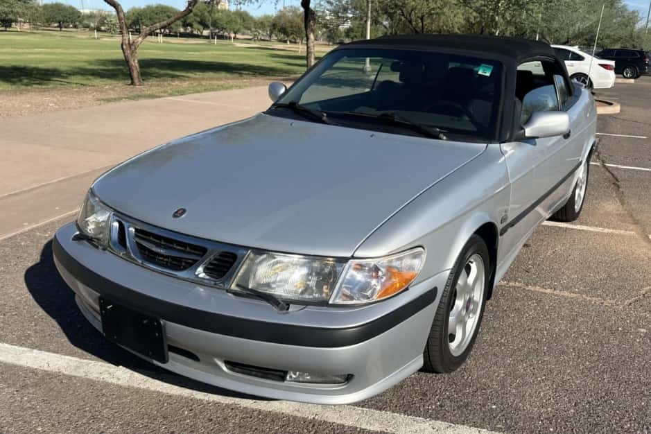 2001 Saab 9-3 sold for $4,700