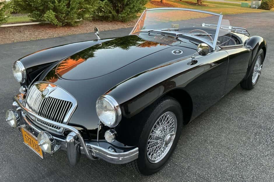 1958 MG MGA sold for $30,500