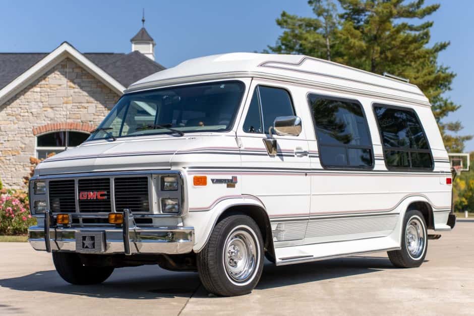 1991 GMC Van sold for $21,750
