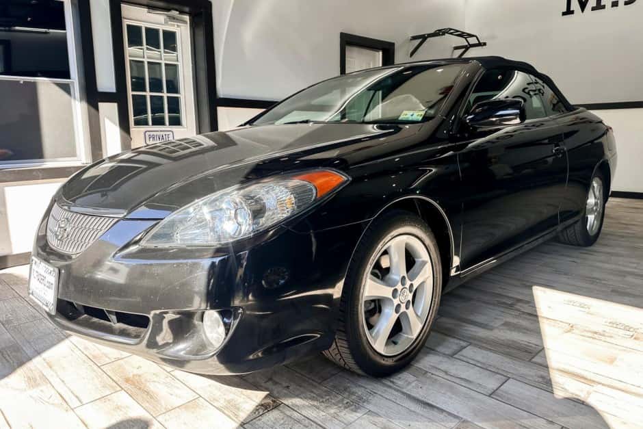 2005 Toyota Camry sold for $8,100
