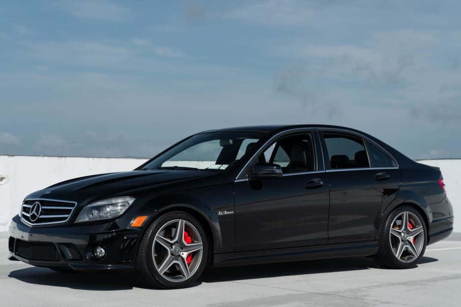 2011 Mercedes-Benz W204 C63 AMG sold for $38,250