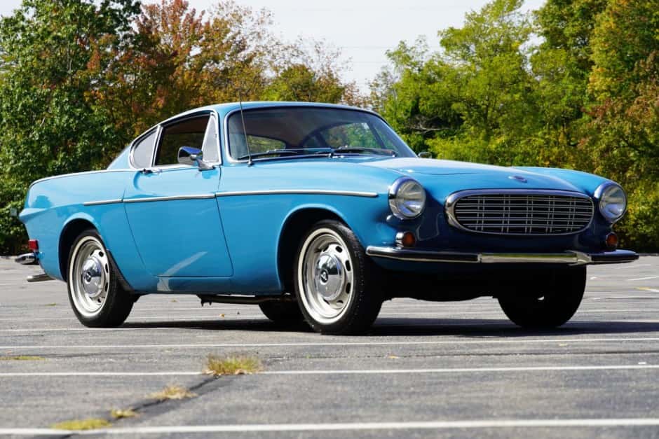 1969 Volvo P1800/1800 sold for $35,750
