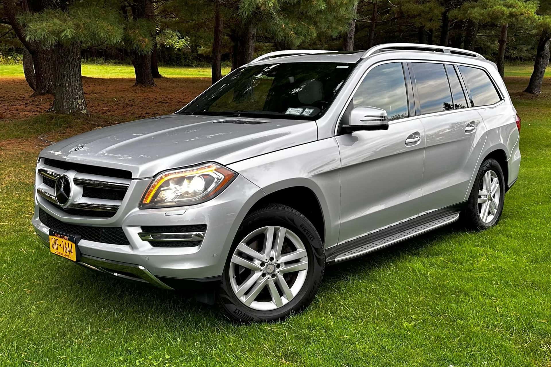 2014 Mercedes-Benz GL-Class sold for $9,100