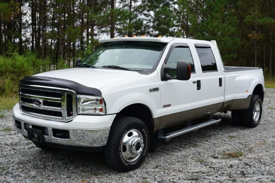 2006 Ford Super Duty 1999-2007 sold for $26,000