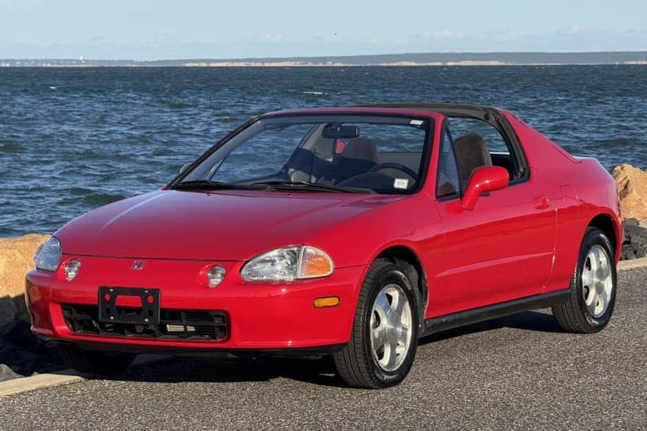1993 Honda Civic Del Sol sold for $17,250