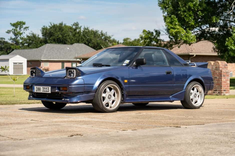 1986 Toyota AW11 MR2 sold for $3,900