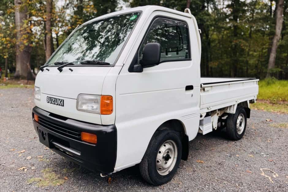 1998 Suzuki Carry sold for $6,100