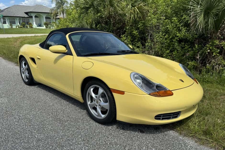 1998 Porsche 986 Boxster sold for $6,500