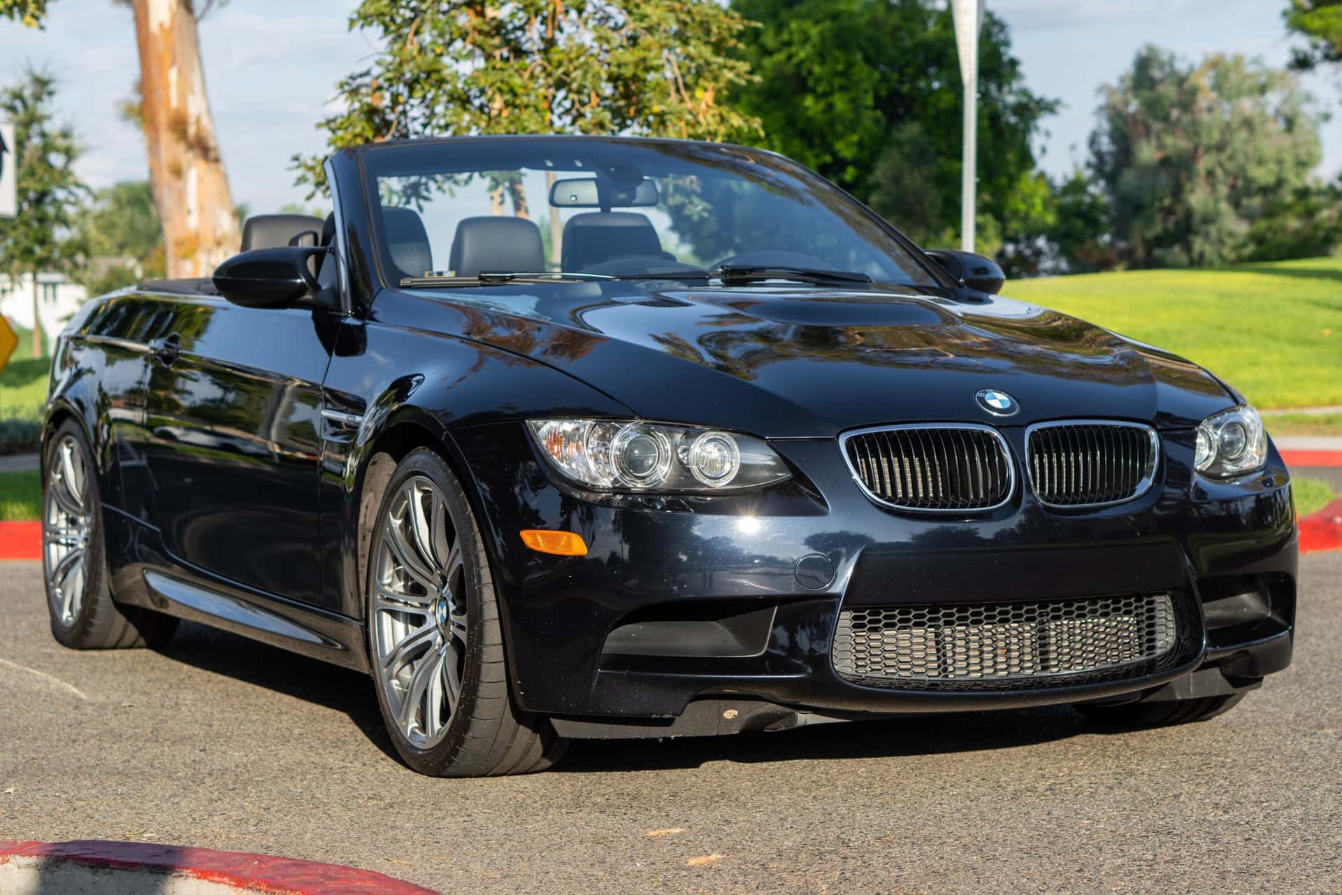 2011 BMW E9X M3 sold for $32,557