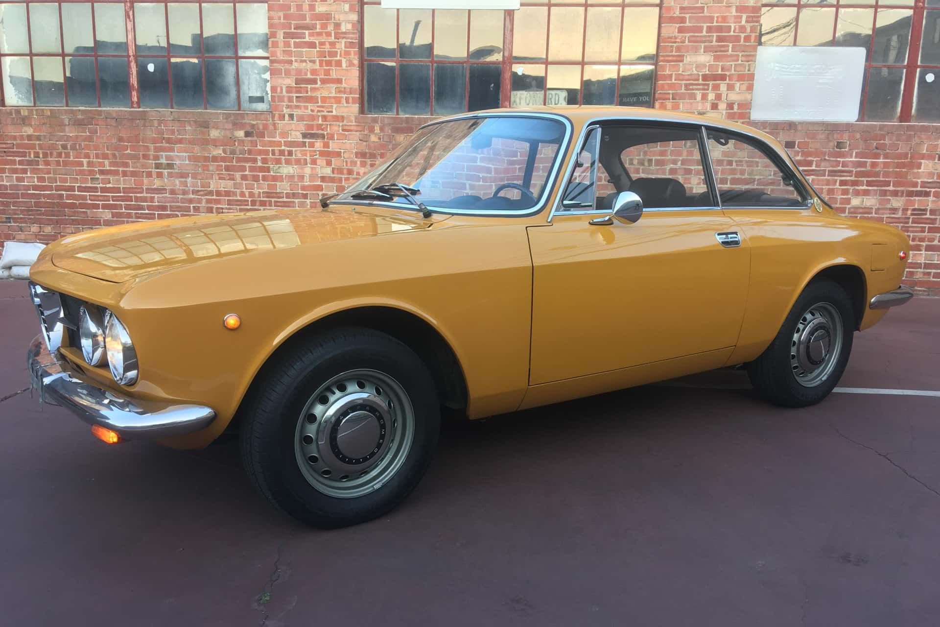 1969 Alfa Romeo GTV sold for $42,000