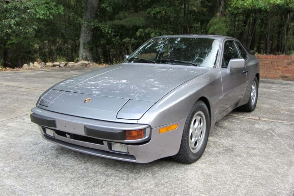 1987 Porsche 944 sold for $10,050