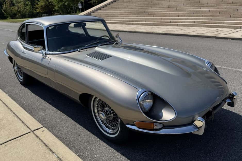 1968 Jaguar XKE Series I sold for $36,250