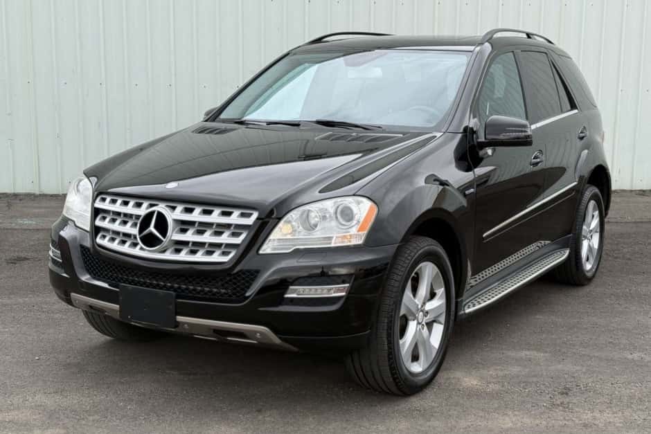 2011 Mercedes-Benz M-Class & GLE-Class sold for $10,000