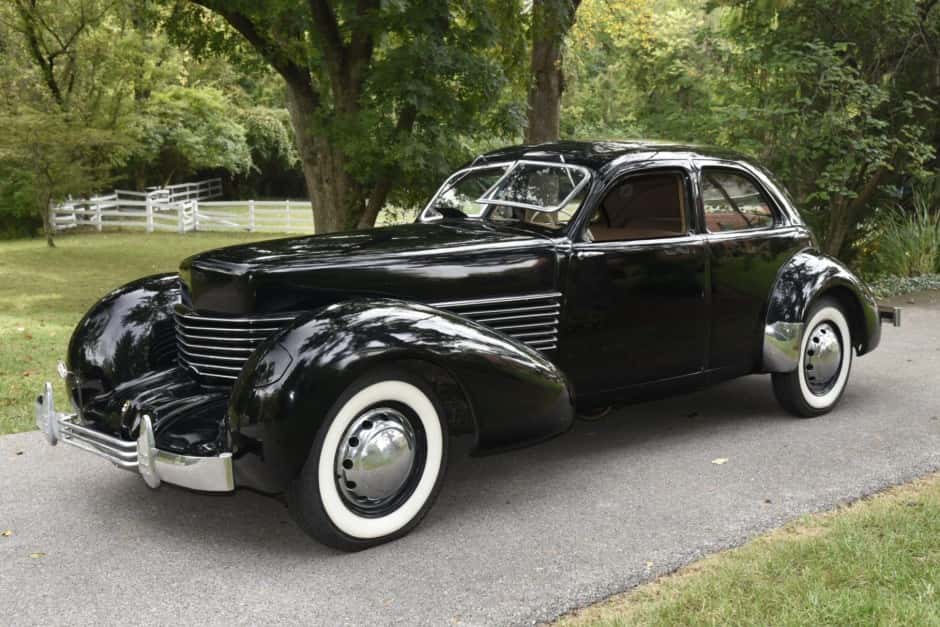 1936 Cord 810/812 sold for $61,000