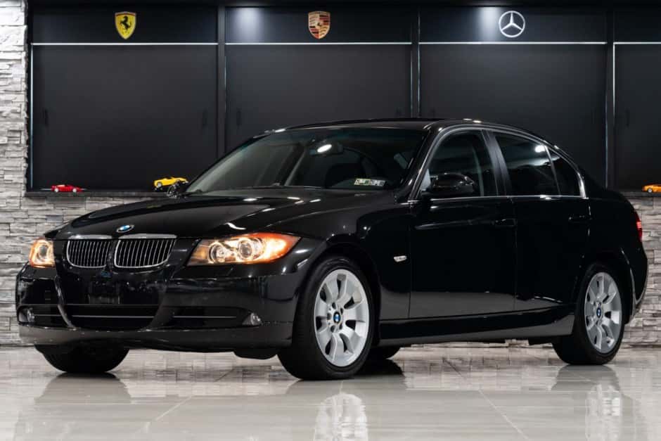 2006 BMW E90 3-Series Sedan sold for $25,000
