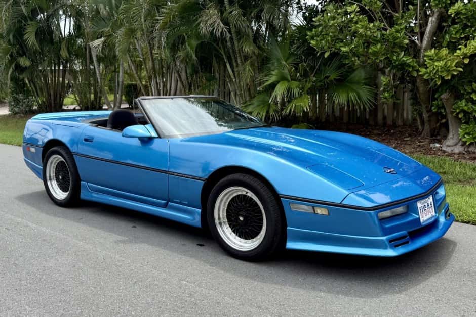 1989 Chevrolet Corvette C4 Convertible (1986-1991) sold for $7,850