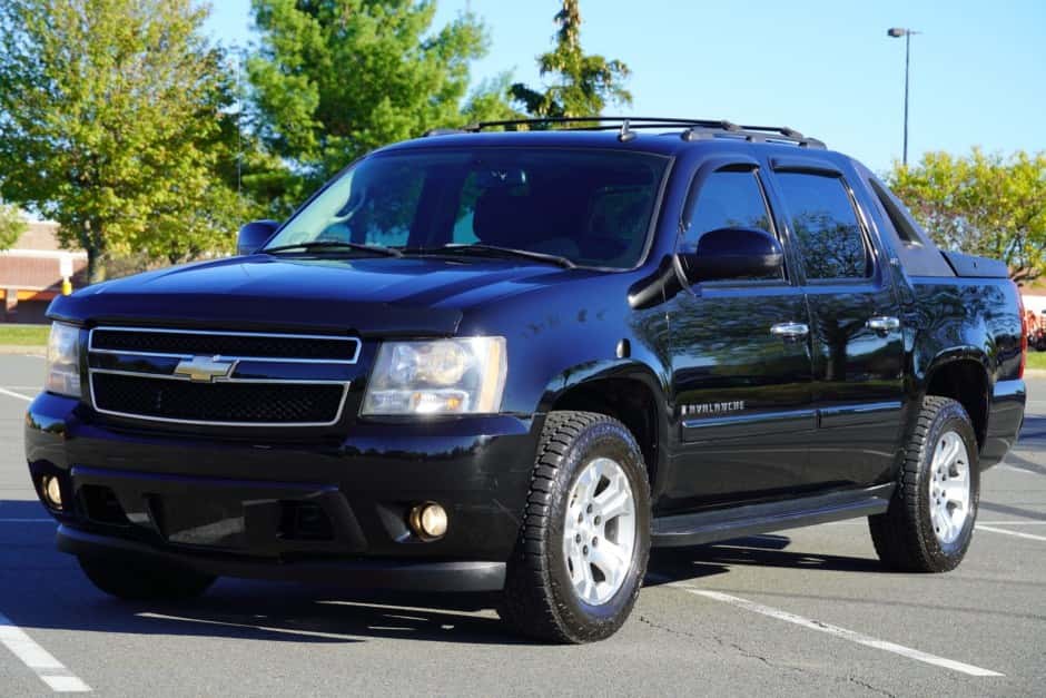 2007 Chevrolet Avalanche sold for $13,500