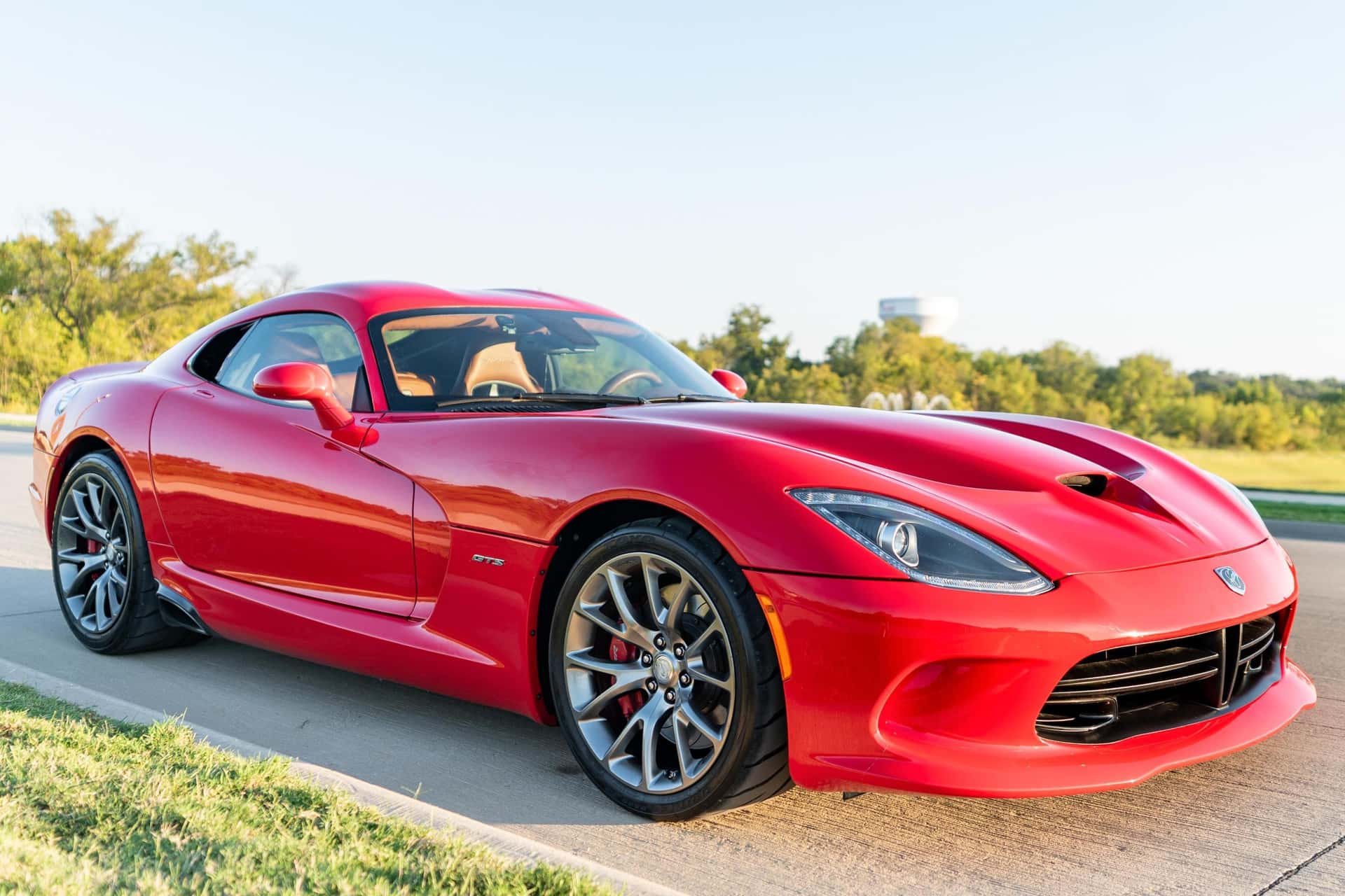 2013 Dodge Viper sold for $85,500
