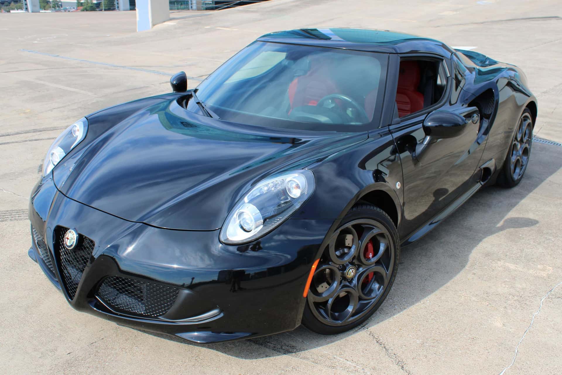 2015 Alfa Romeo 4C sold for $38,500