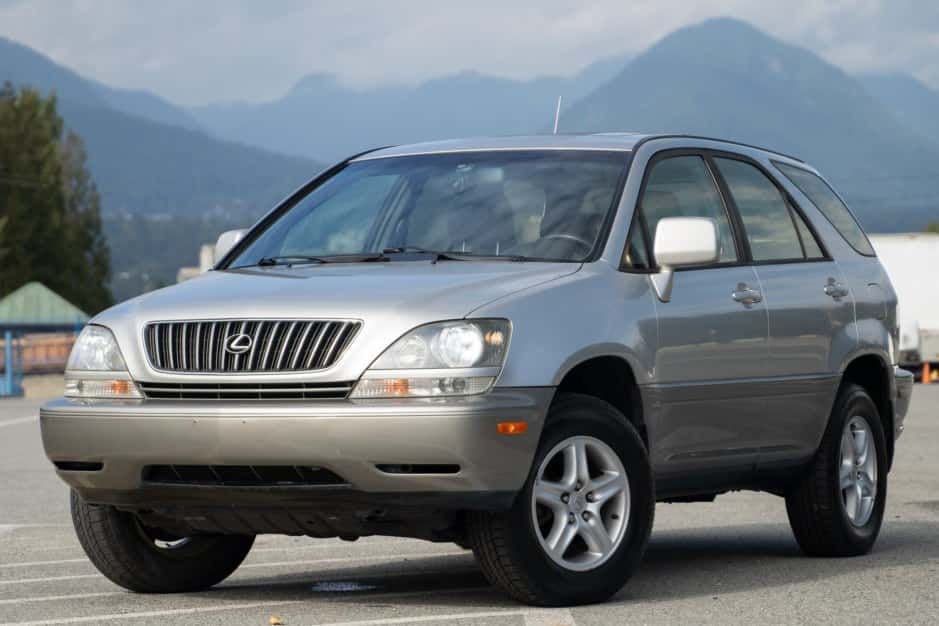 1999 Lexus RX sold for $4,500