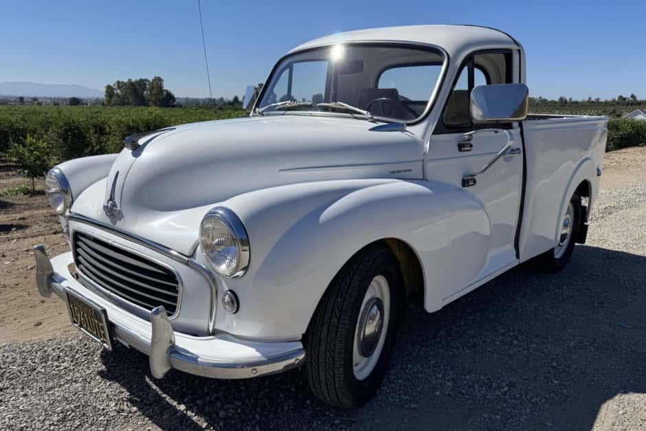 0 Morris Minor sold for $8,800