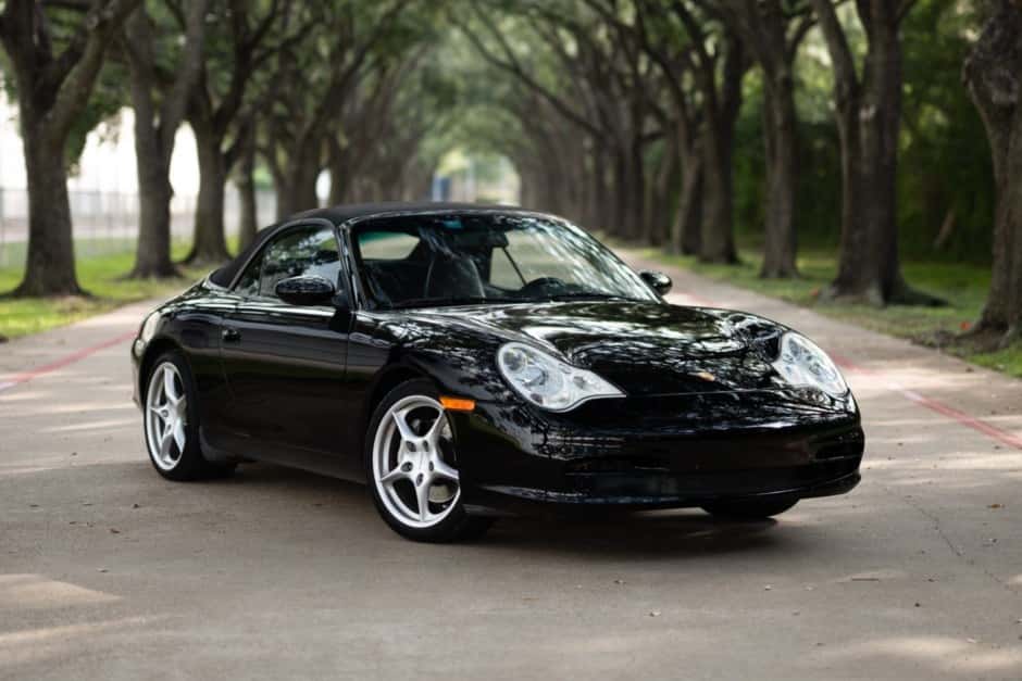 2002 Porsche 996 911 (Non-Turbo/GT2/GT3) sold for $35,000
