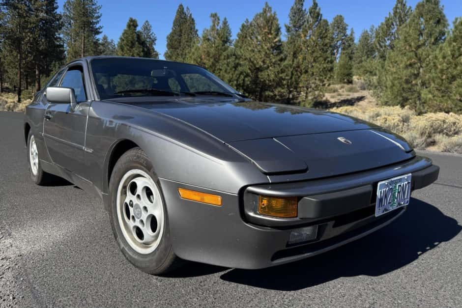 1987 Porsche 944 sold for $11,500
