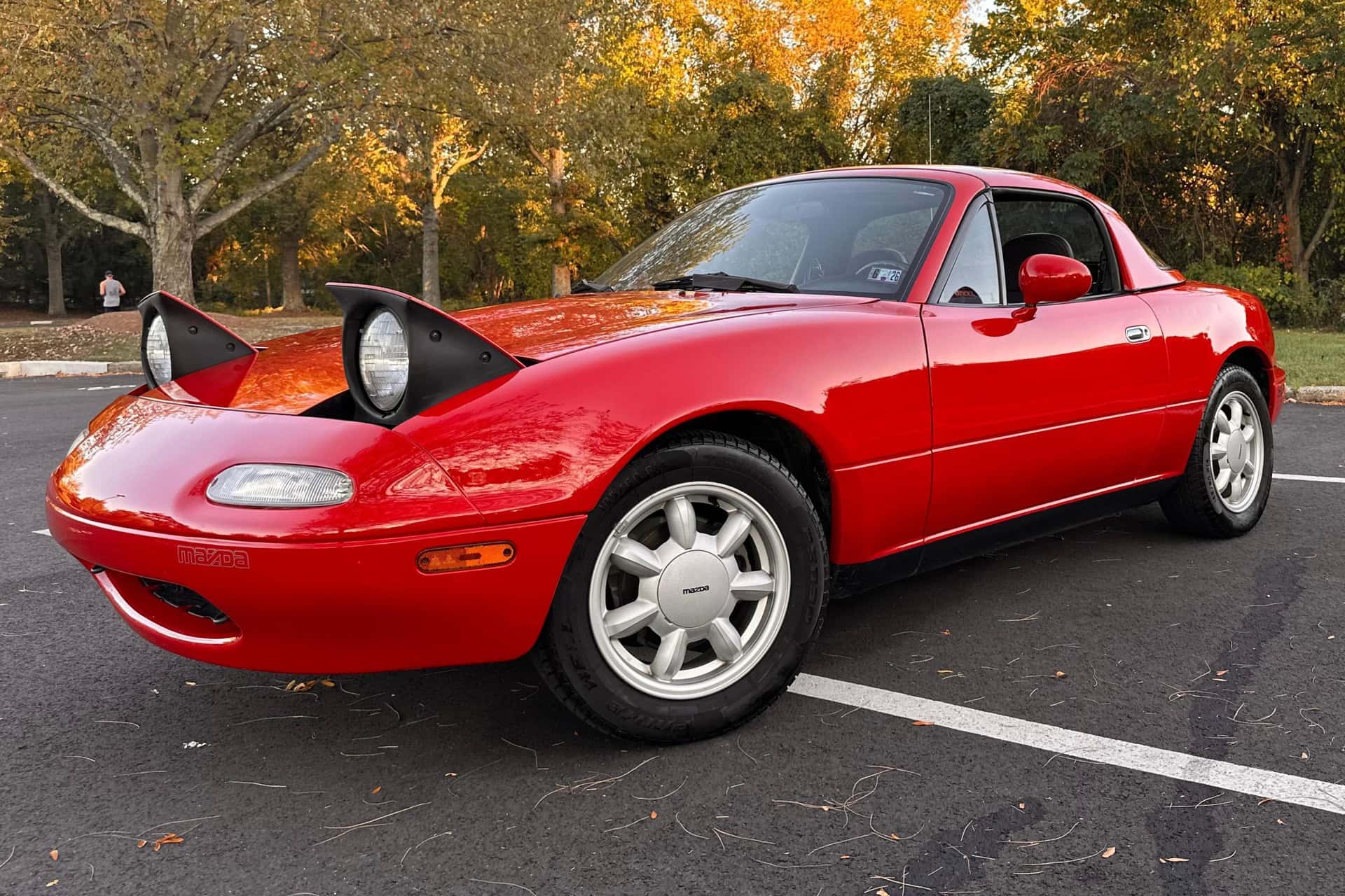 1990 Mazda NA Miata sold for $11,000