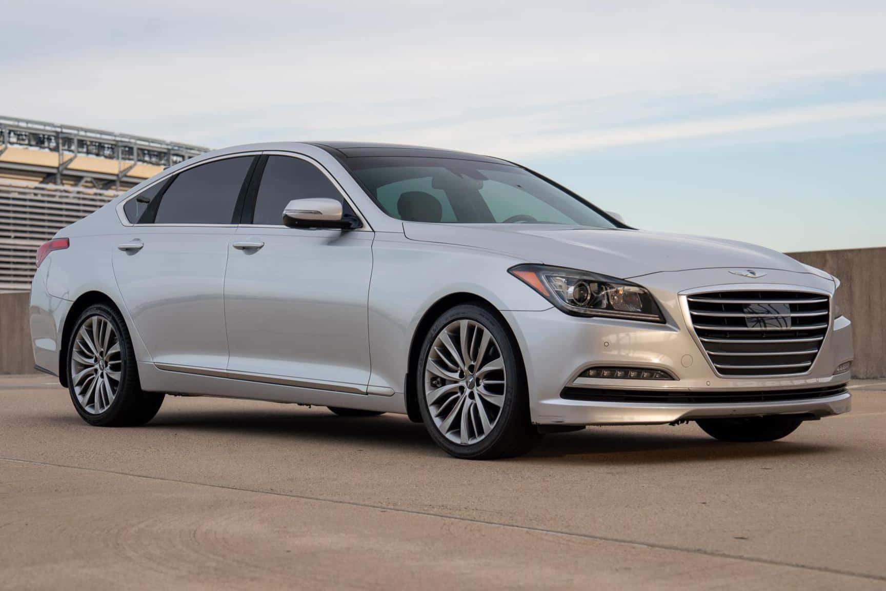 2015 Hyundai Genesis sold for $16,250