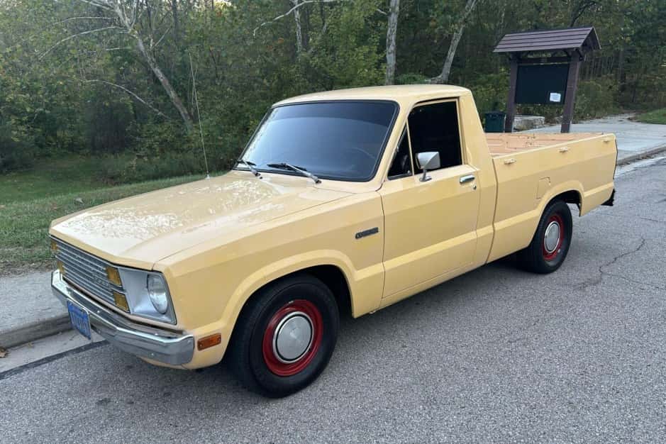 1979 Ford Courier sold for $5,950