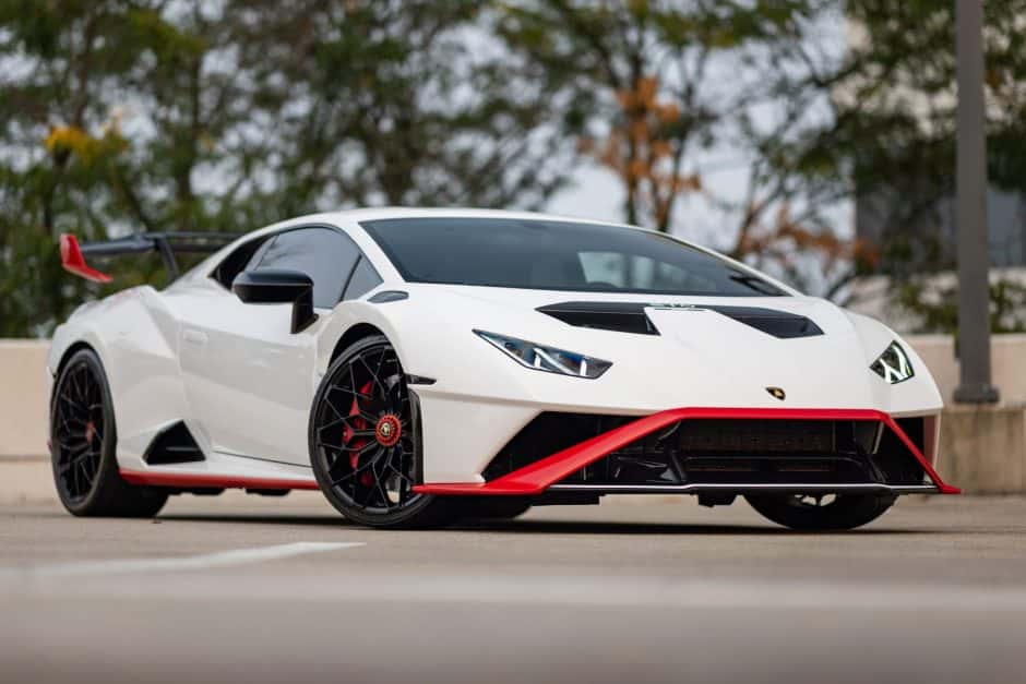 2022 Lamborghini Huracán sold for $295,000