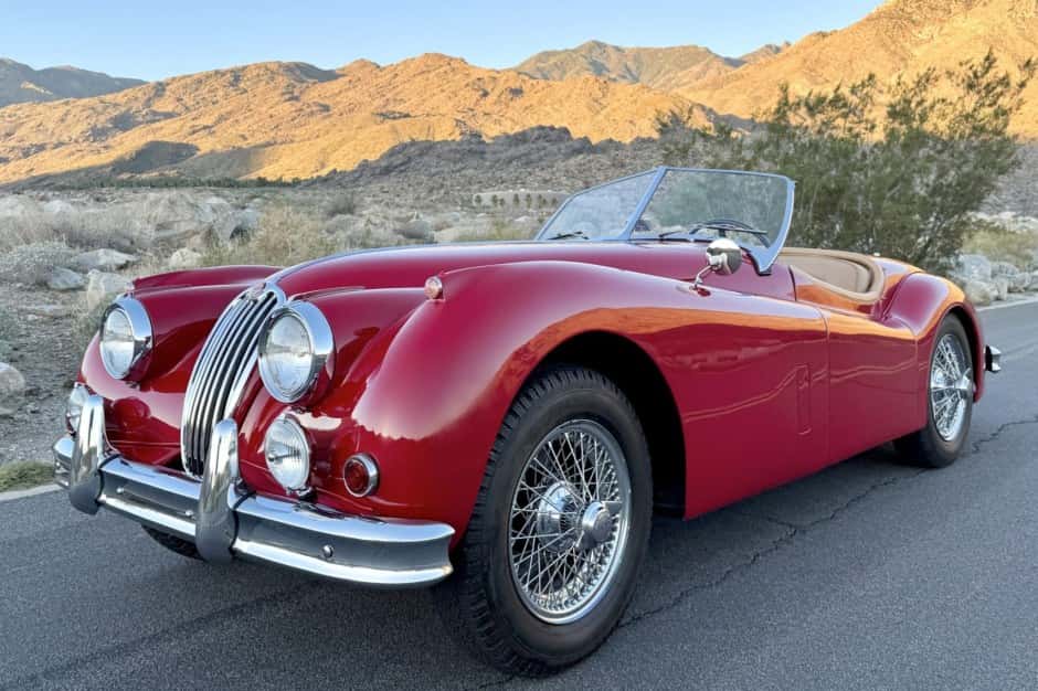 1955 Jaguar XK140 sold for $125,000
