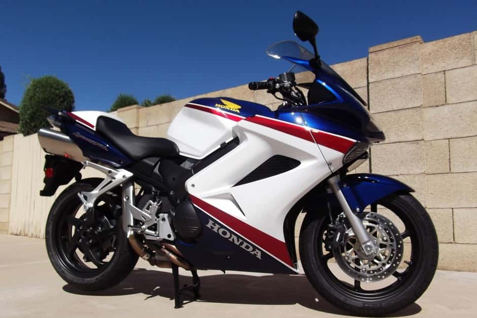 2007 Honda VF & VFR sold for $9,600