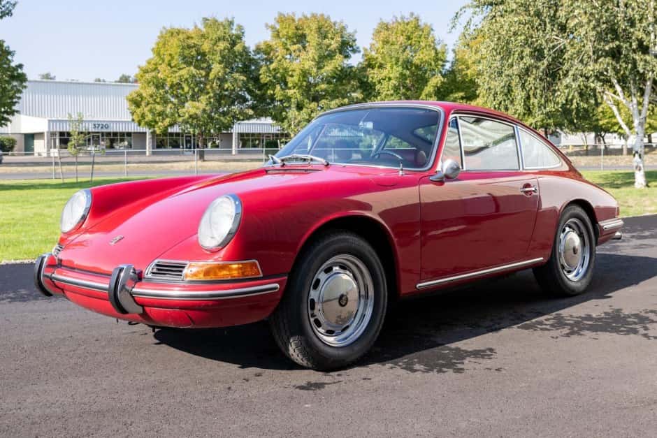 1967 Porsche SWB 911 (1965-1968) sold for $78,000
