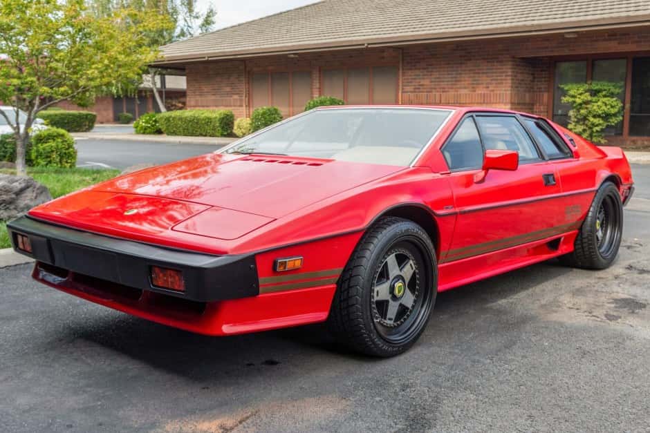 1984 Lotus Esprit sold for $23,500