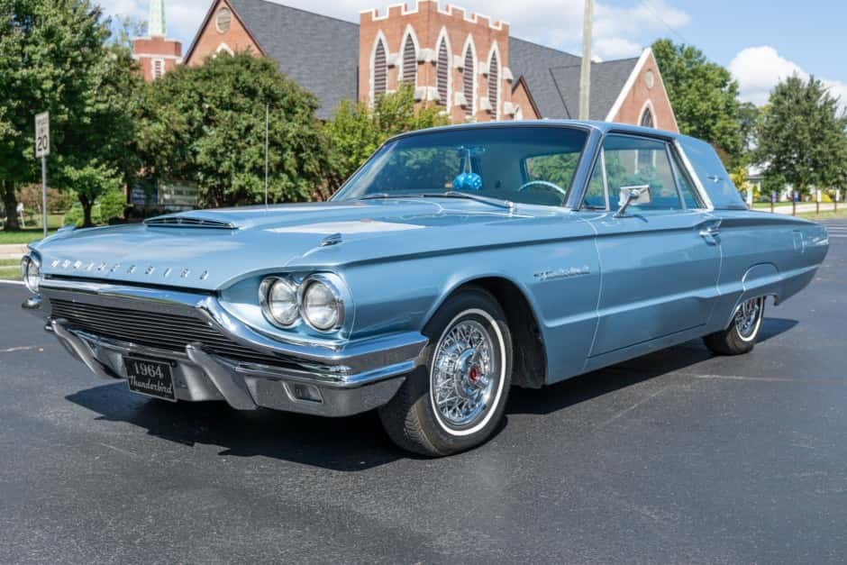 1964 Ford Thunderbird (1964-1966) sold for $21,500