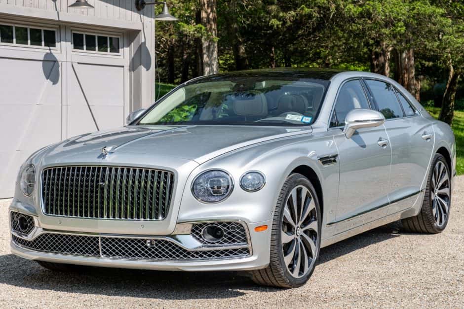 2021 Bentley Continental Flying Spur sold for $123,000