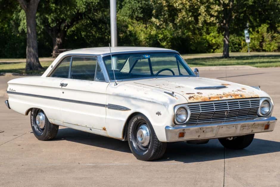 1963 Ford Falcon sold for $19,635
