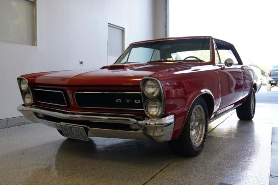 1965 Pontiac Tempest / LeMans sold for $20,000