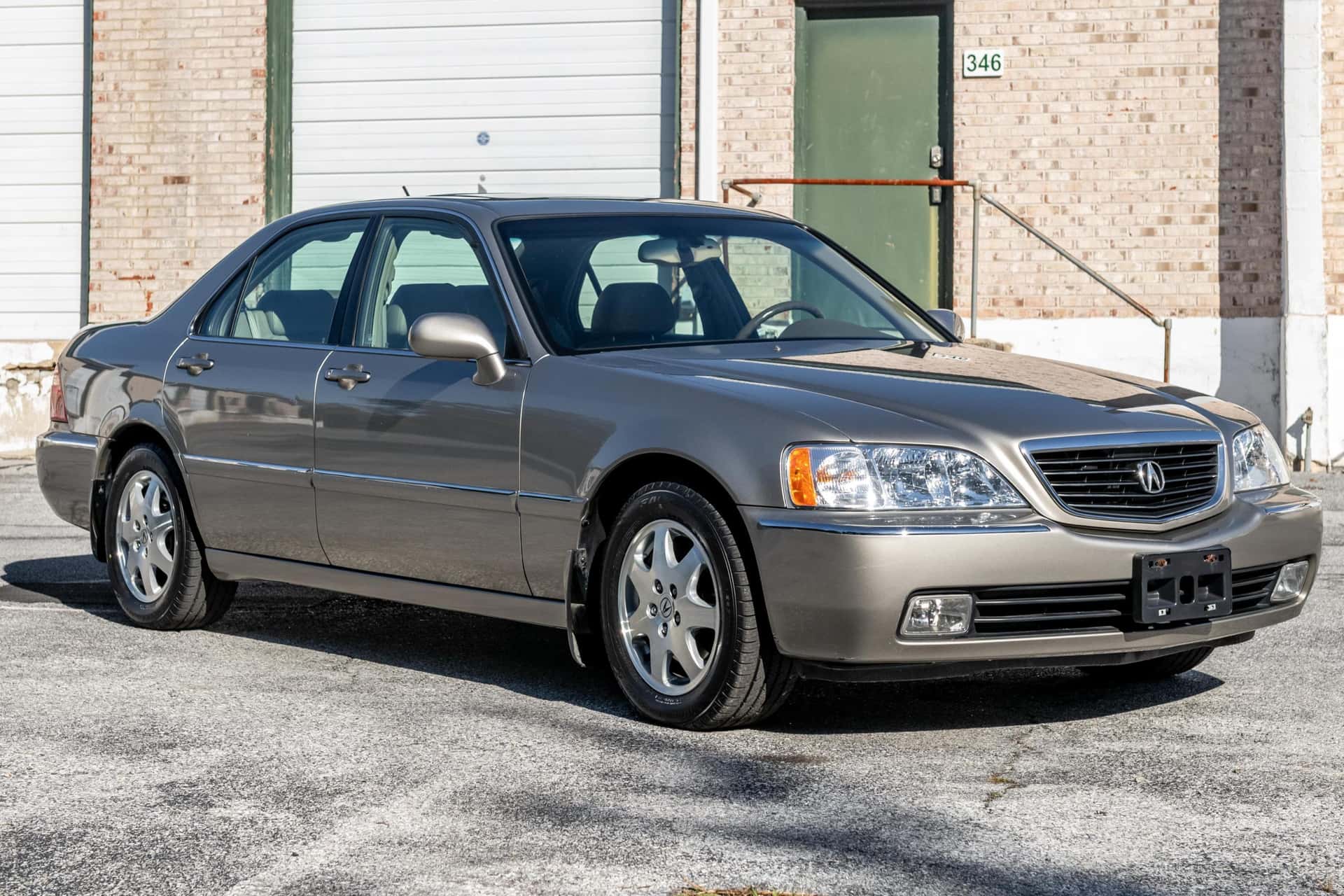 2002 Acura RL sold for $7,450
