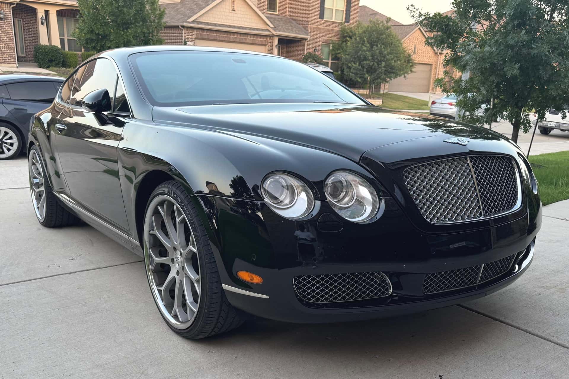 2006 Bentley Continental sold for $27,591