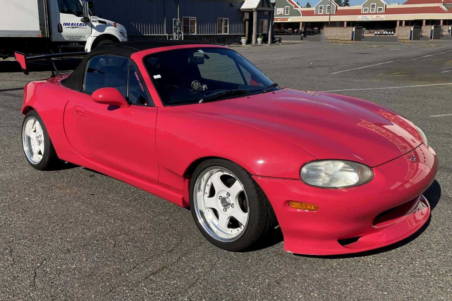 1998 Mazda NB Miata sold for $4,669