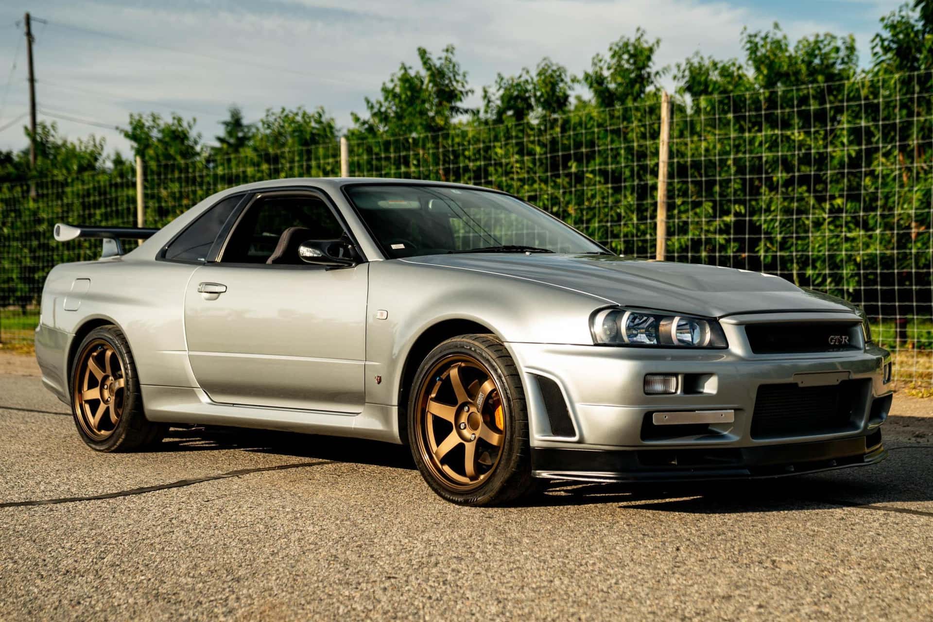 1999 Nissan R34 Skyline sold for $106,000