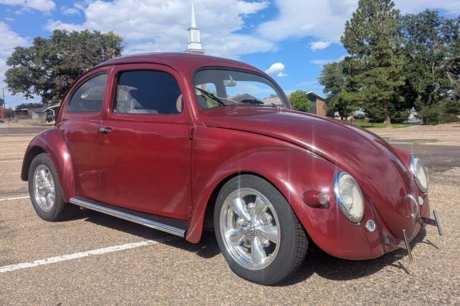 1957 Volkswagen Beetle (Oval Window) sold for $11,500
