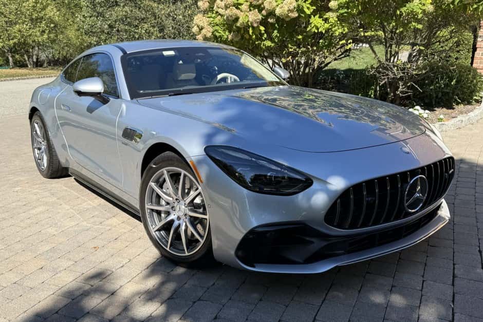 2025 Mercedes-Benz AMG GT sold for $89,510